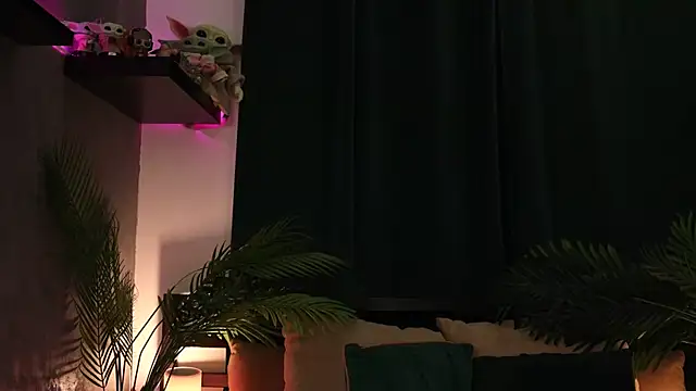 BabyYoda- online show from February 9, 10:32 pm