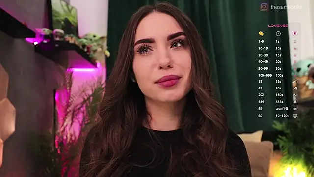 BabyYoda- online show from April 12, 8:03 pm