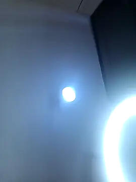 Miss lisa- online show from February 4, 1:45 am