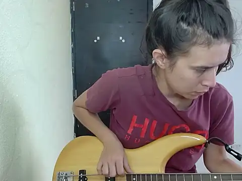 Snapshot of linda92astro chatting on October 4, 12:36 pm linda92astro online show from October 4, 12:36 pm