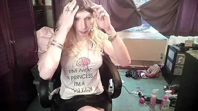 Ombeline1 online show from March 13, 8:48 am