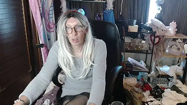 Ombeline1 online show from September 16, 5:03 pm