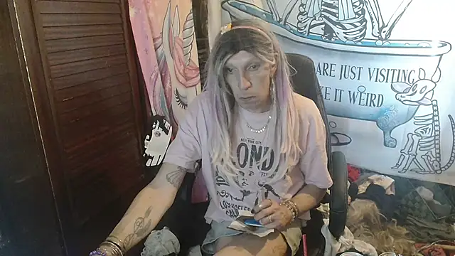 Ombeline1 online show from February 26, 2:05 pm