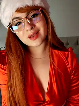 Lia Hurley online show from December 24, 6:17 pm