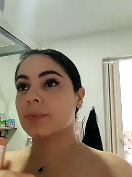 Lia Hurley online show from December 1, 4:12 pm