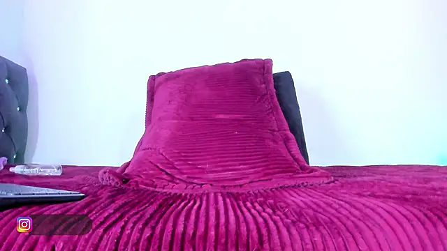 mariana preciado online show from February 7, 6:02 pm