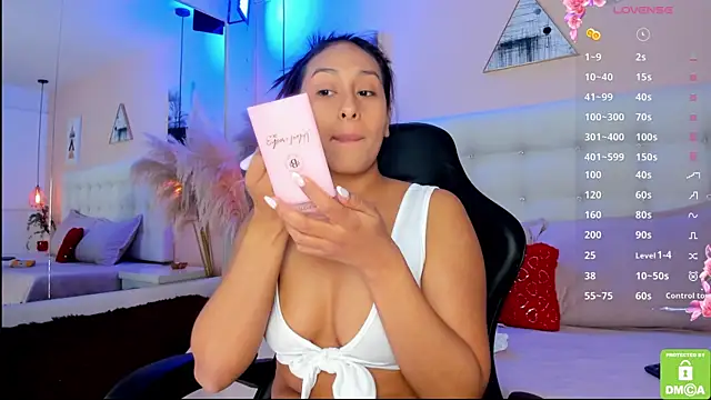 Snapshot of AmelyaMann chatting on March 19, 12:34 pm AmelyaMann online show from March 19, 12:34 pm