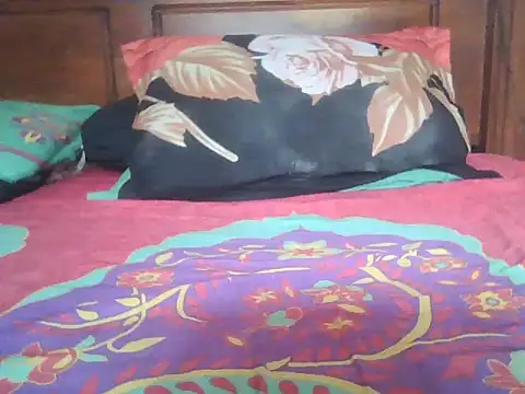 Nuttysub online show from October 15, 1:39 am