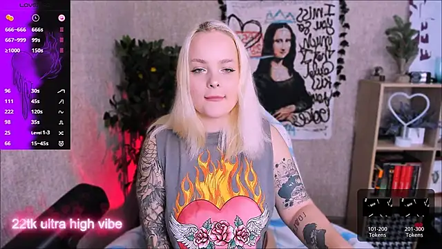 Snapshot of flower_sarah_ chatting on December 13, 6:42 am flower sarah online show from December 13, 6:42 am