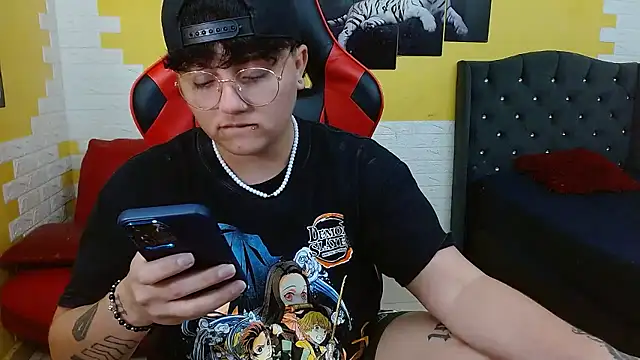 isabeautyx19 online show from January 15, 4:17 am