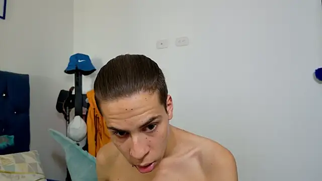 grey   27 online show from February 23, 11:25 pm