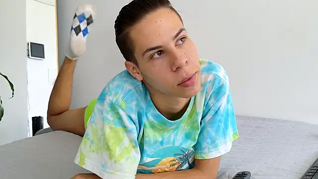 grey   27 online show from February 26, 2:25 pm