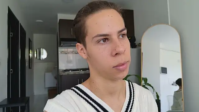 grey   27 online show from March 11, 6:19 pm