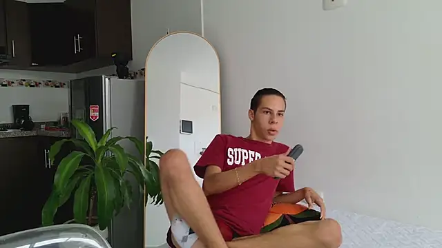 grey   27 online show from March 18, 5:31 pm