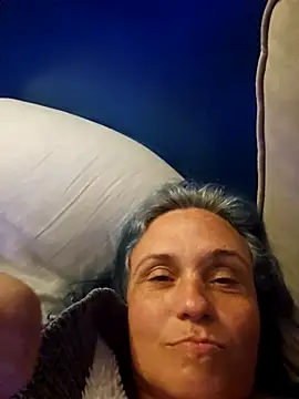 stellaquinn1775 online show from October 6, 4:54 am