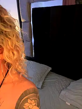 Bonnie vega online show from November 6, 9:15 pm