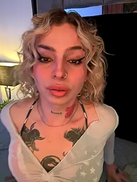 Bonnie vega online show from November 8, 8:40 pm