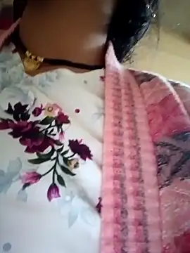 Mamta Chaterjee online show from January 25, 2:04 am