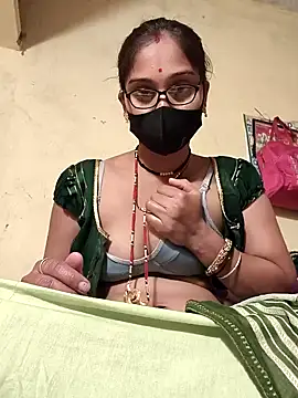 Snapshot of Hi_Radhika chatting on January 30, 4:24 pm Hi Radhika online show from January 30, 4:24 pm