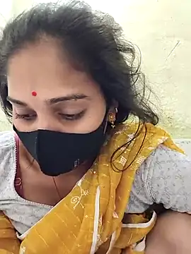 Hi Radhika online show from February 25, 1:09 am