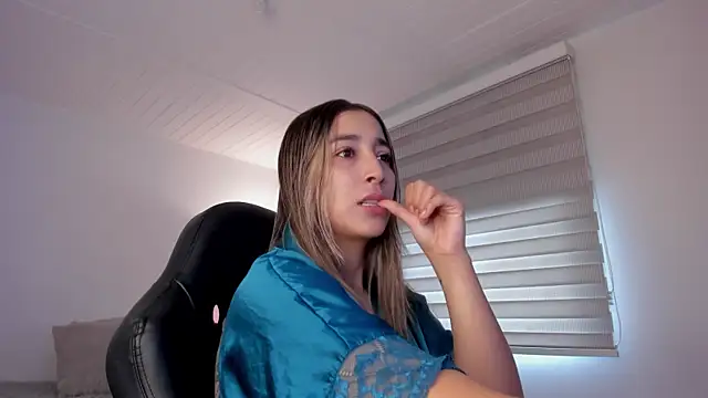 Snapshot of vico_sweety chatting on July 10, 3:14 pm vico sweety online show from July 10, 3:14 pm