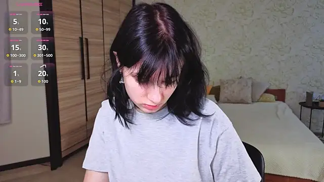 JulisSweet online show from October 20, 7:20 am