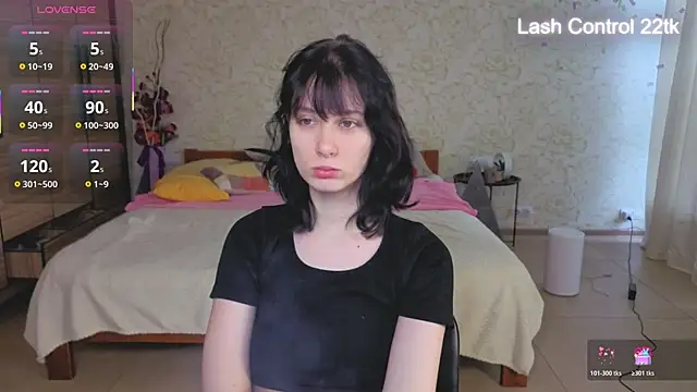 JulisSweet online show from March 28, 1:33 pm