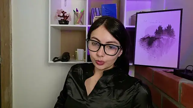 Snapshot of lalawhitte chatting on May 13, 11:40 am lalawhitte online show from May 13, 11:40 am