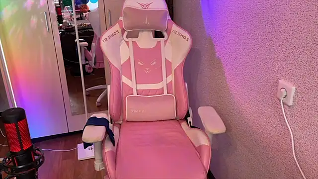 Katrin  kiss online show from January 13, 9:36 am