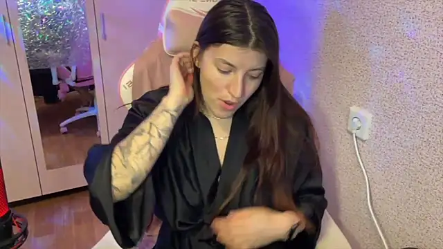 Katrin  kiss online show from February 9, 5:28 pm