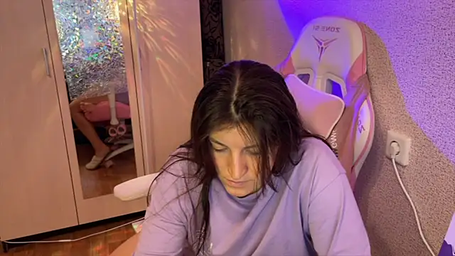 Katrin  kiss online show from April 19, 1:32 pm