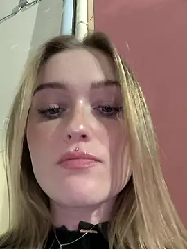 Goldloeckchen159 online show from November 24, 3:56 pm