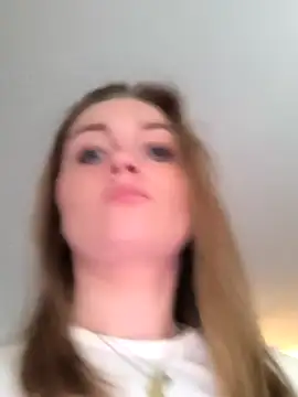 Snapshot of Goldloeckchen159 chatting on February 20, 3:01 pm Goldloeckchen159 online show from February 20, 3:01 pm