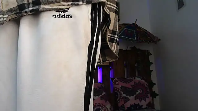 Snapshot of SARA_VAL3NTINA_ chatting on March 15, 3:18 am SARA VAL3NTINA  online show from March 15, 3:18 am