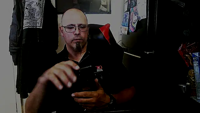 KrazyLegz online show from September 29, 8:57 pm