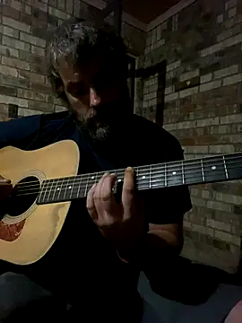 Snapshot of bigJohnson223 chatting on September 29, 4:39 am bigJohnson223 online show from September 29, 4:39 am