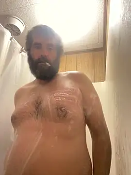 Snapshot of bigJohnson223 chatting on October 19, 4:46 am bigJohnson223 online show from October 19, 4:46 am