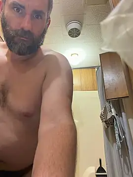 Snapshot of bigJohnson223 chatting on January 13, 8:08 am bigJohnson223 online show from January 13, 8:08 am