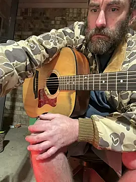 Snapshot of bigJohnson223 chatting on February 24, 3:37 am bigJohnson223 online show from February 24, 3:37 am