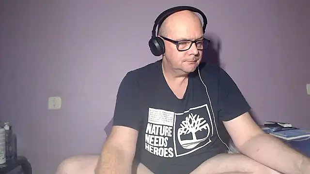 hairy orbite online show from November 2, 6:32 pm