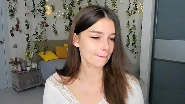 ContinentOfTranquility online show from October 17, 1:09 am