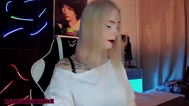 snake  bites online show from March 15, 8:37 pm