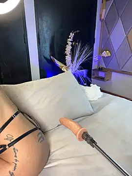 Snapshot of AntonellaRussel chatting on October 16, 9:38 pm AntonellaRussel online show from October 16, 9:38 pm