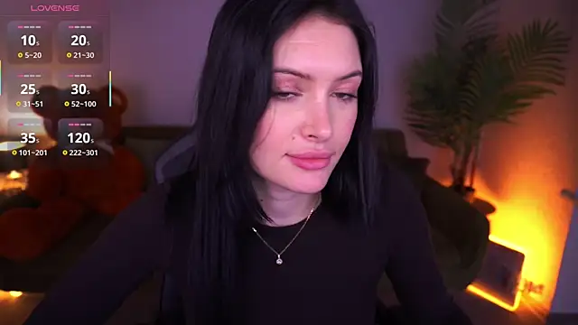 MilaSecrett online show from December 18, 2:23 pm