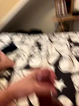 LivingLegend1978 online show from September 14, 8:24 am