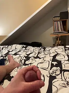 LivingLegend1978 online show from February 17, 10:45 am