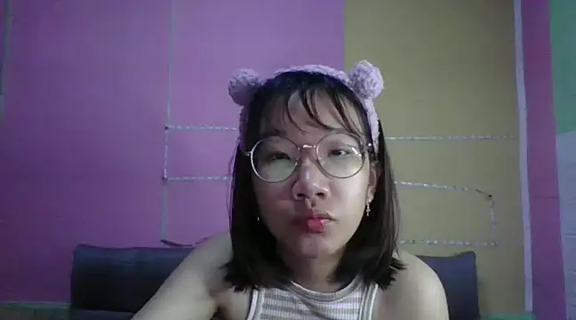 Nanoko online show from December 9, 9:28 am