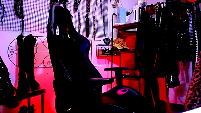 Agatha BDSM online show from November 7, 8:42 pm