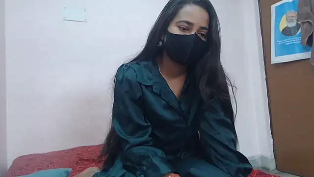 wildbabes online show from December 19, 2:23 am