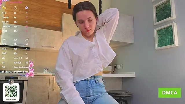 DonnaBurkee online show from October 11, 4:33 am